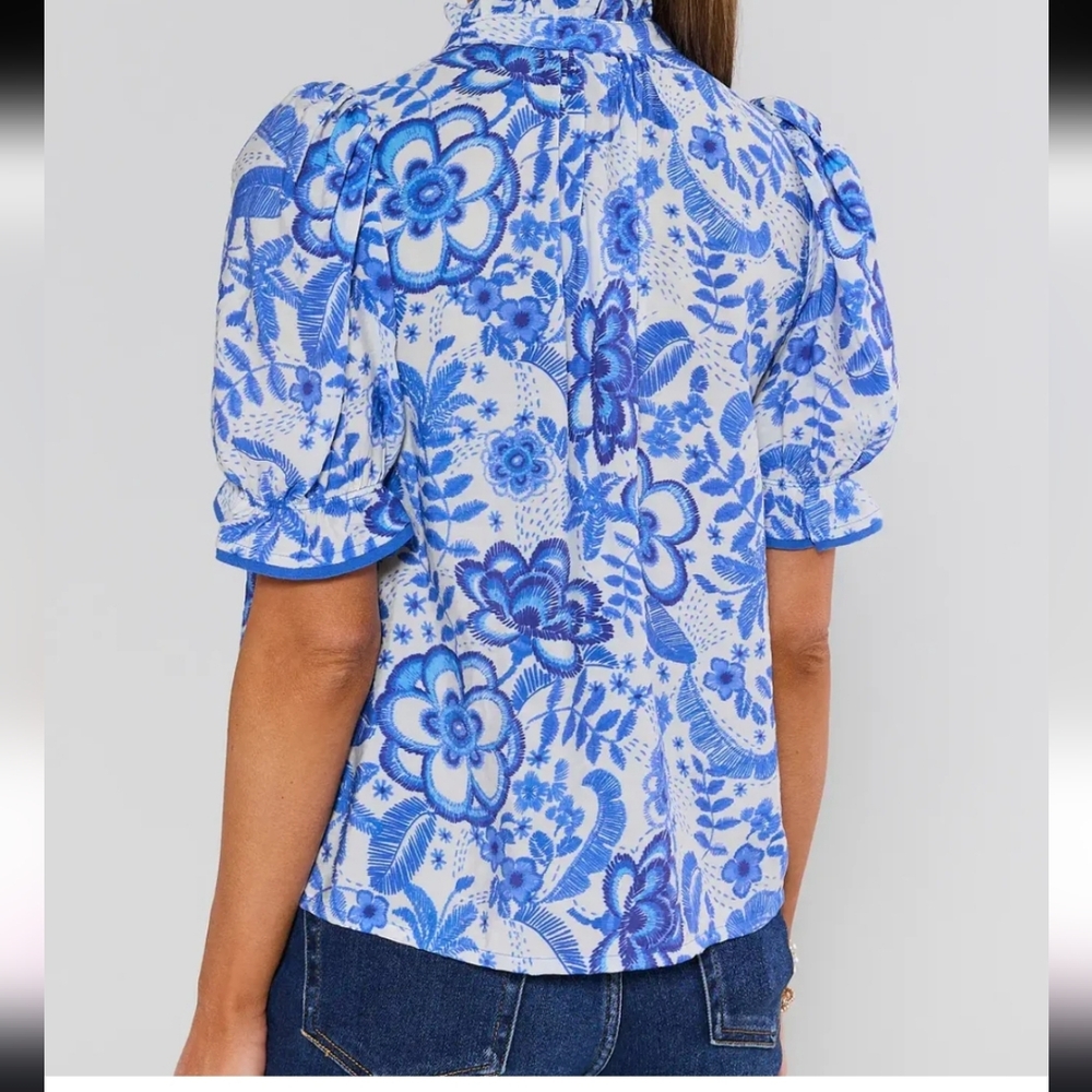 New Avara TCEC Naomi Floral Blouse Medium - Picture 8 of 8